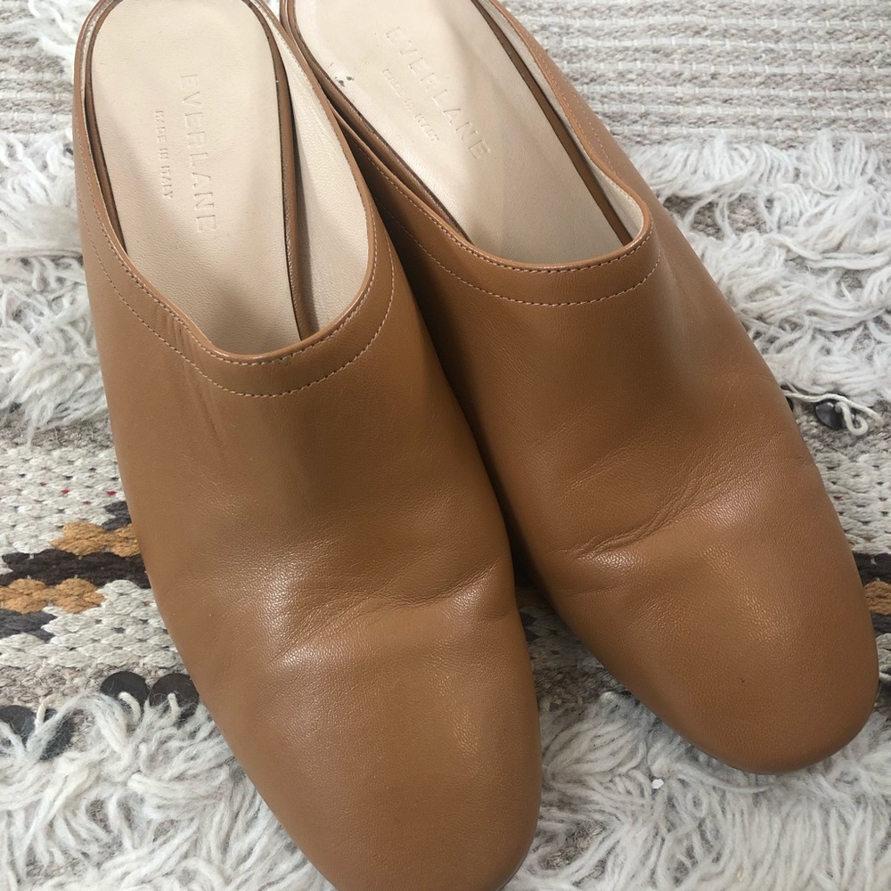Everlane slides